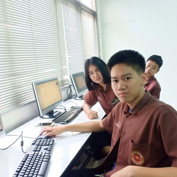แผนกช่างอิเล็กทรอนิกส์ #107