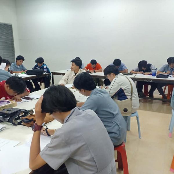 แผนกช่างอิเล็กทรอนิกส์ #56